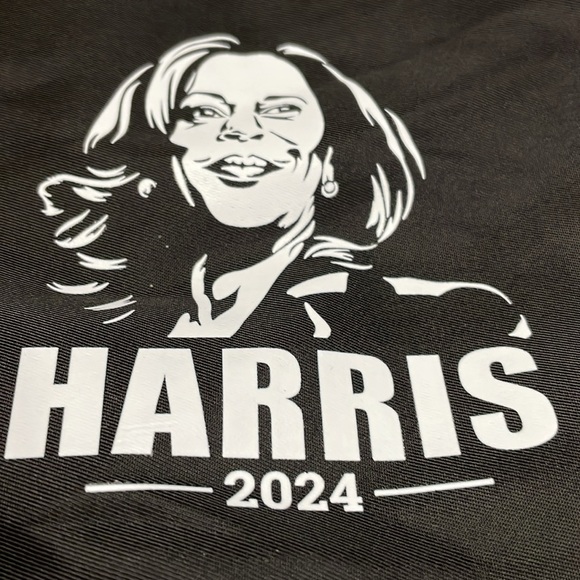Kamala Harris Pouch - Picture 12 of 15